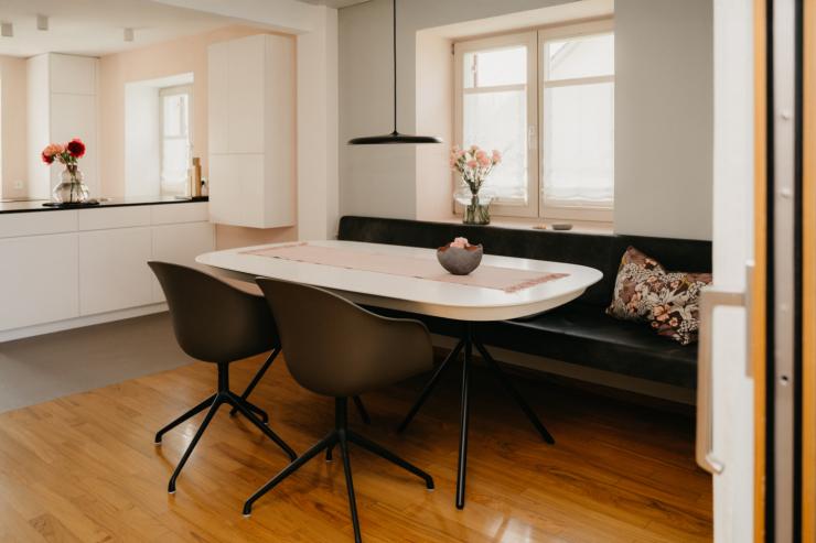 Einfamilienhaus mit Einliegerwohnung/Praxis/Büro Montfortstraße 71