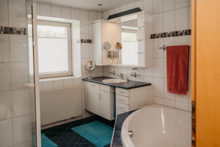 Einfamilienhaus mit Einliegerwohnung/Praxis/Büro Montfortstraße 71